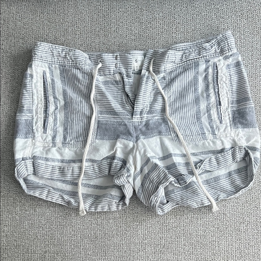 Lou & Grey Striped Gray and White Women's Cargo Shorts